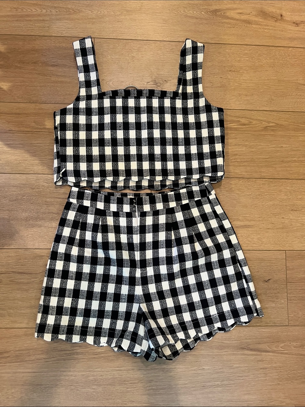 Commense Black & White Gingham High-Waist Shorts Set